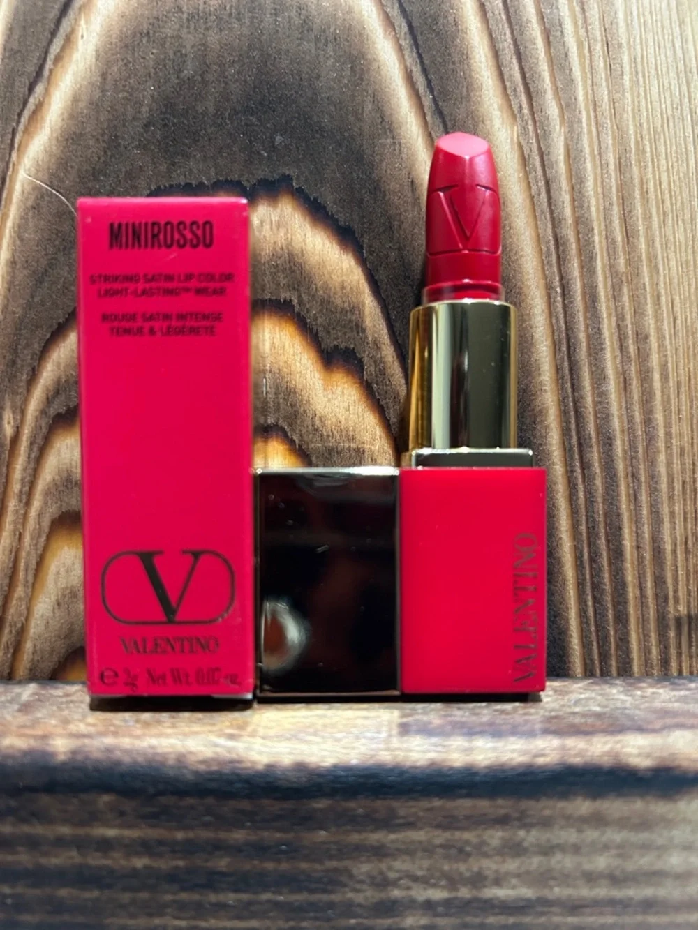 Valentino Rosso Lipstick Duo with V-Lighter - Bright Red